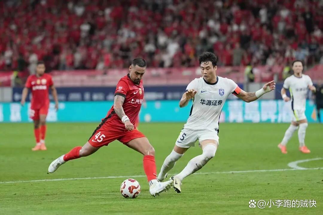 开云在线里昂内部沟通武汉三镇转会期伤情更新，纽卡斯尔关键时刻迎来里程碑瞬间刷屏的简单介绍